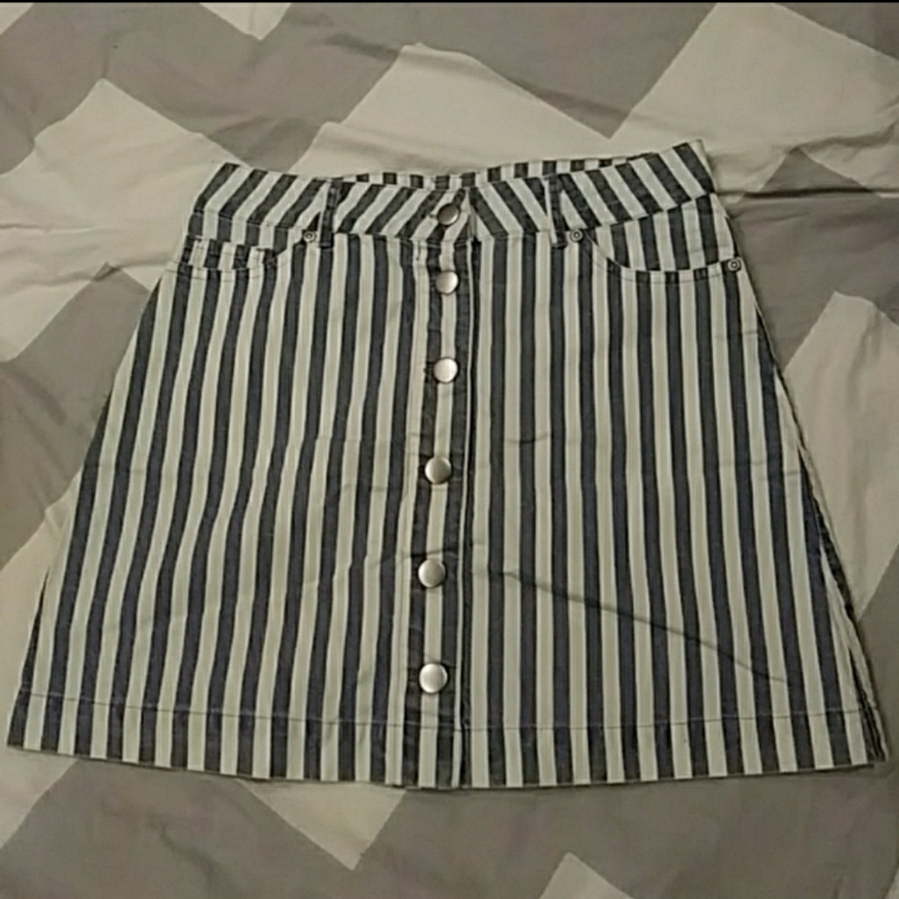 H&M Striped Button Front Mini Skirt